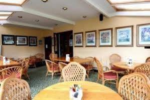 Connemara Gateway Hotel 우그테라드 외부 사진
